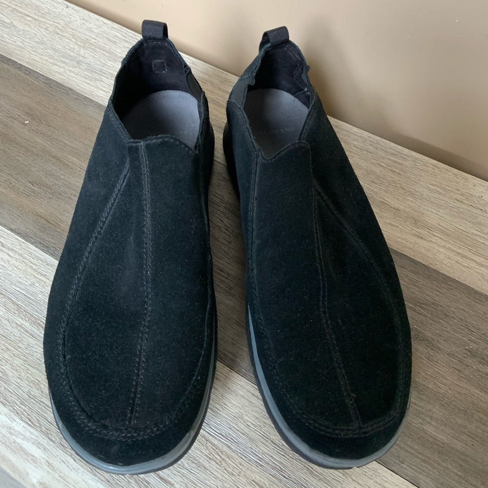 Lands End suede slip on